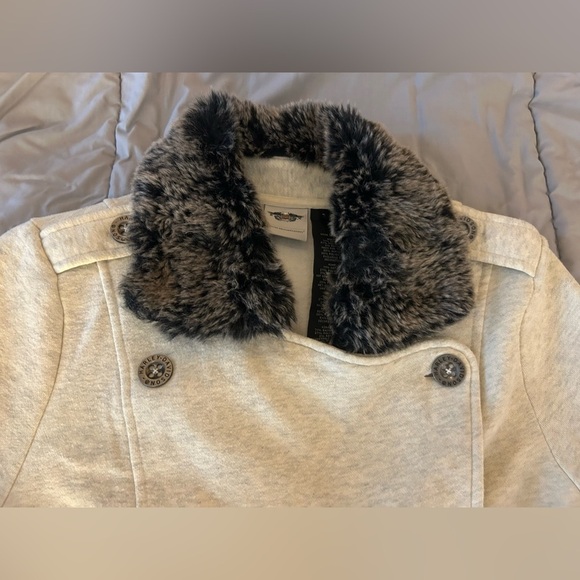 Harley-Davidson Light Beige Pea Coat with Faux Fur Collar - Picture 4 of 9